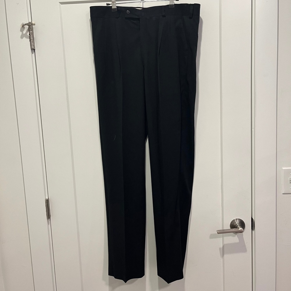 Bergati Black Pleated Dress Pants Mens 34 Styled in Italy Straight Leg Trousers